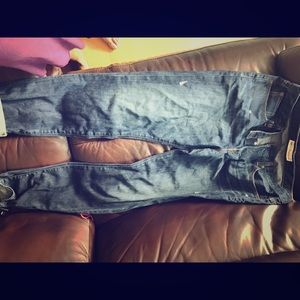 Gap Relaxed Boyfriend Fit Jeans size 31T